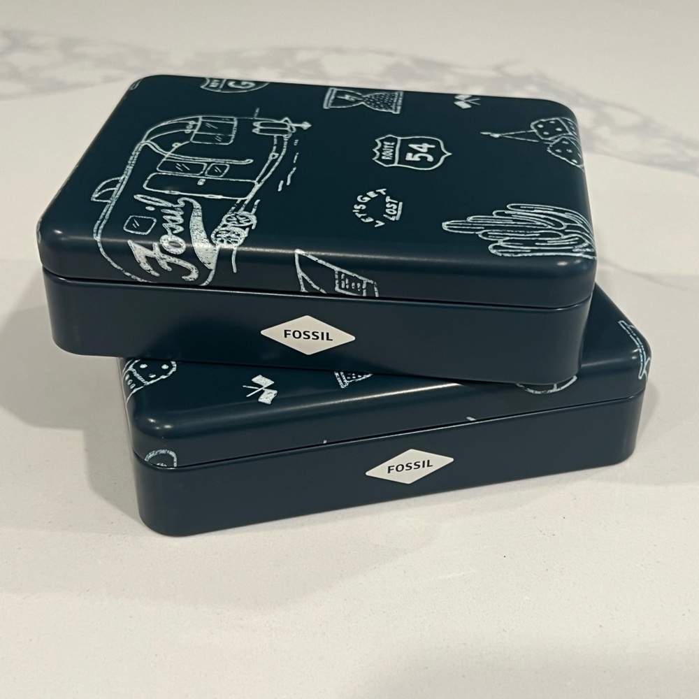 Two FOSSIL Metal Box. - Picture 1 of 16